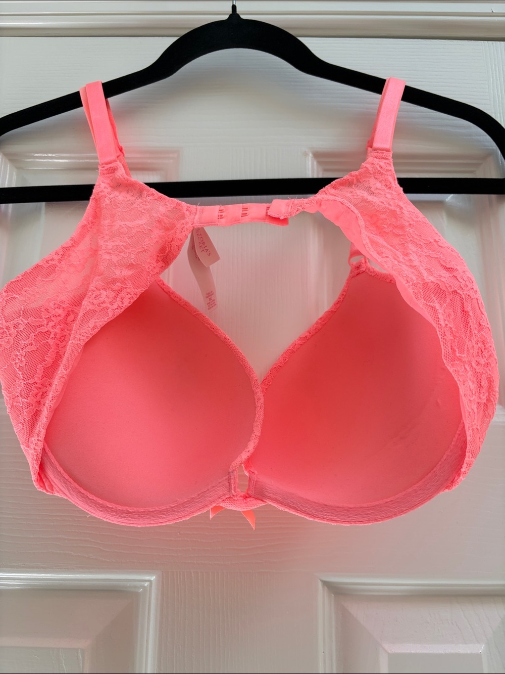 Victoria Secret Coral Lace Push-Up Bra - Picture 3 of 4
